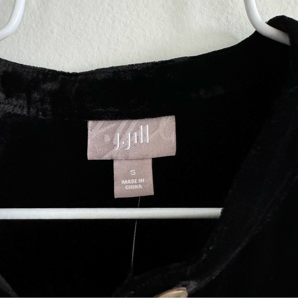 J. Jill Rayon Silk Black Velvet Tunic / Long Sleeve Shirt Size Small - Picture 2 of 11
